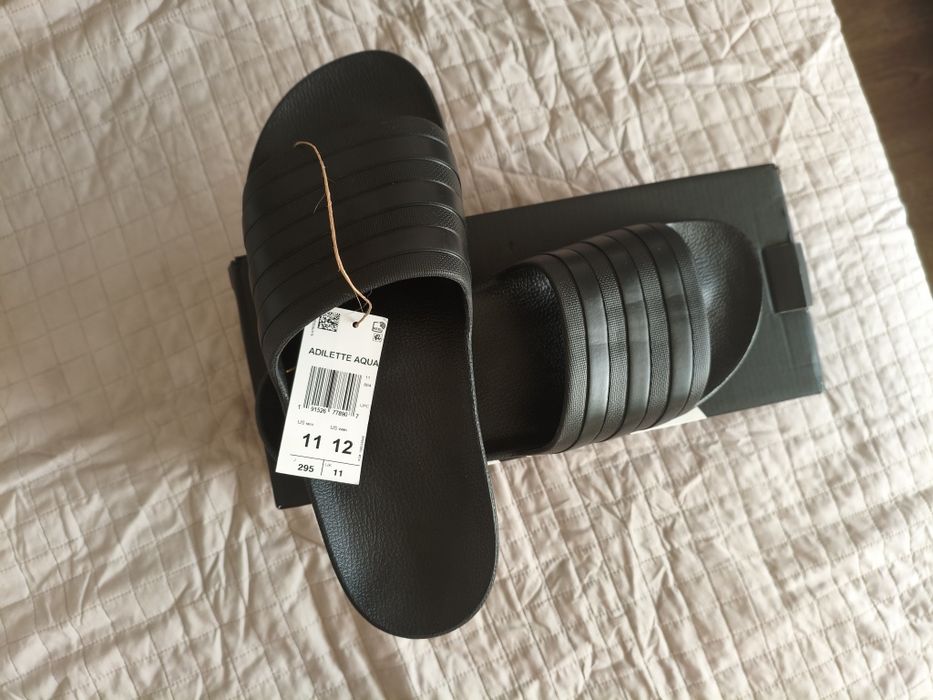 Шльопанці Adidas