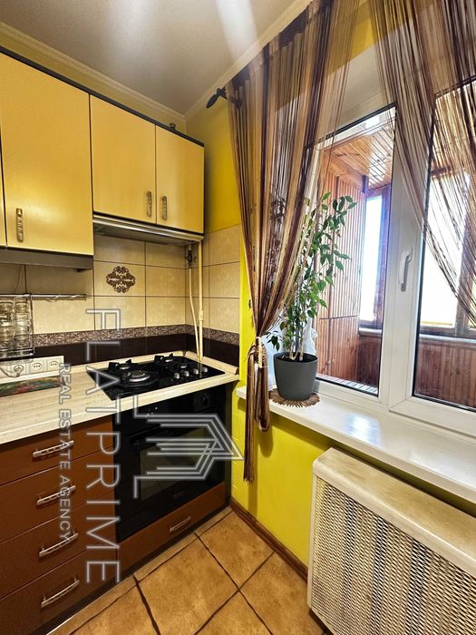 Продаж 1к кімнатної квартири на Лісовому масиві Мілютенка 5А