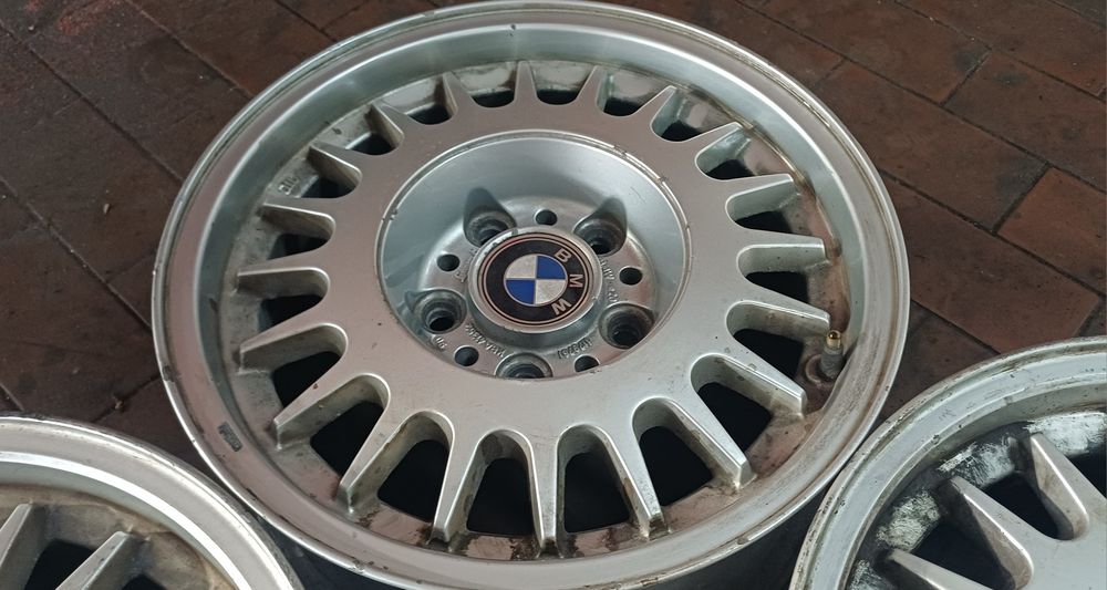 Jantes 15 BMW 5x120 Bottle Cap Style 2