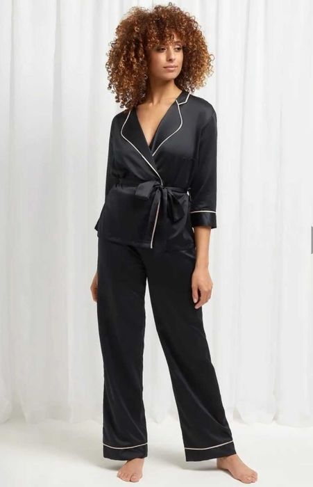 Шикарна атласна піжама BlueBella XL