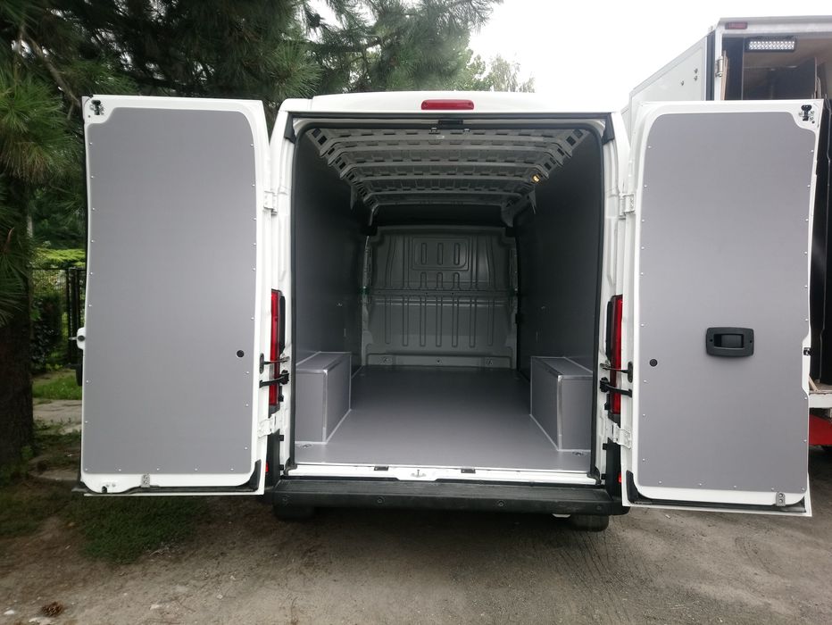 Zabudowy samochodów dostawczych busa Jumper Ducato Boxer L3H2 KNAUTECH