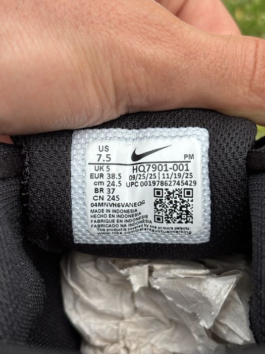 Оригінал! кросівки жіночі Nike V5 RNR