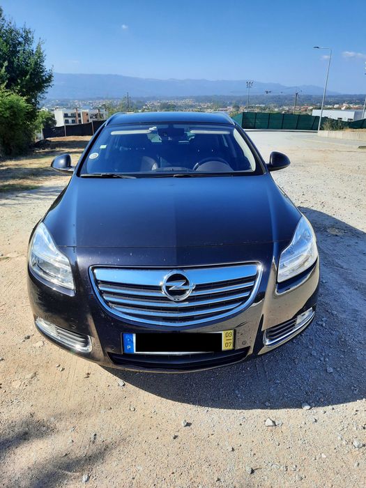 Opel Insignia Sports Tourer - Diesel foto 2