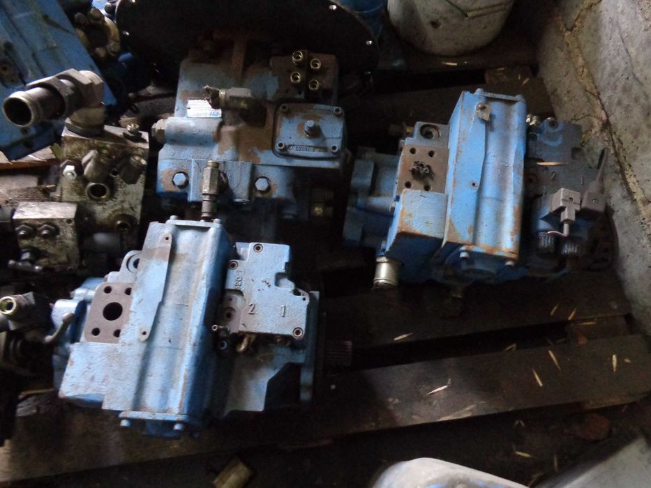 Pompa hydrauliczna POCLAIN Hydraulics wózek , ładowarka