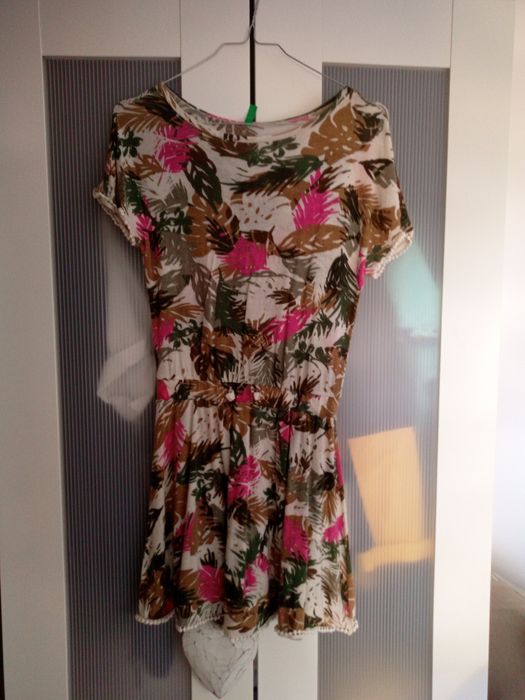 Conjunto - vestido e blusão menina