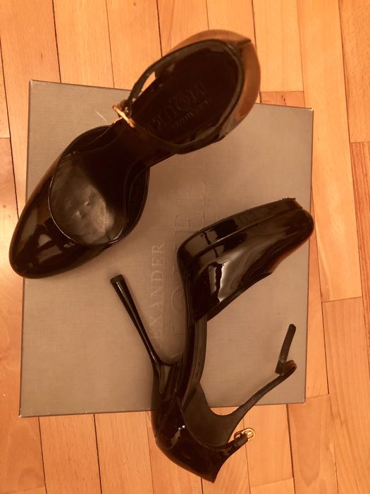 Alexander McQueen туфли босоножки оригинал