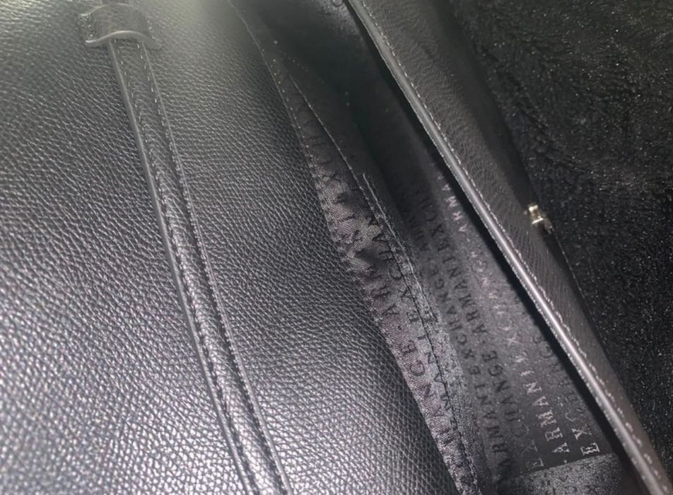 Armani Exchange torba na ramie