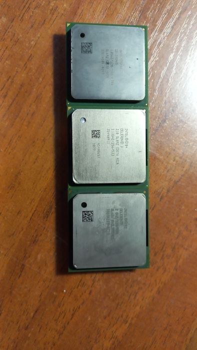 Материнські плати, відеокарти, карти відеозахвату, оперативна пам'ять