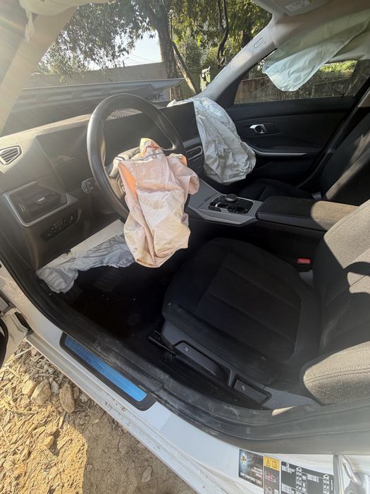 Bmw 320E  LCI  65000 km  c/iva incluido