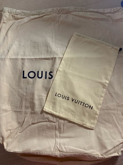 Пыльник Dior , Louis Vuitton, Chanel , Louboutin, Loro Piana