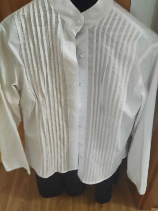 Venda de traje académico UALG