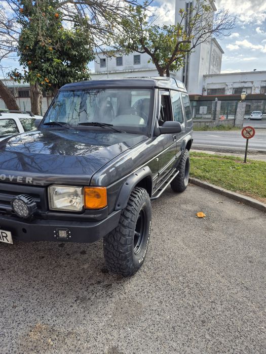 Land rover discovery 300