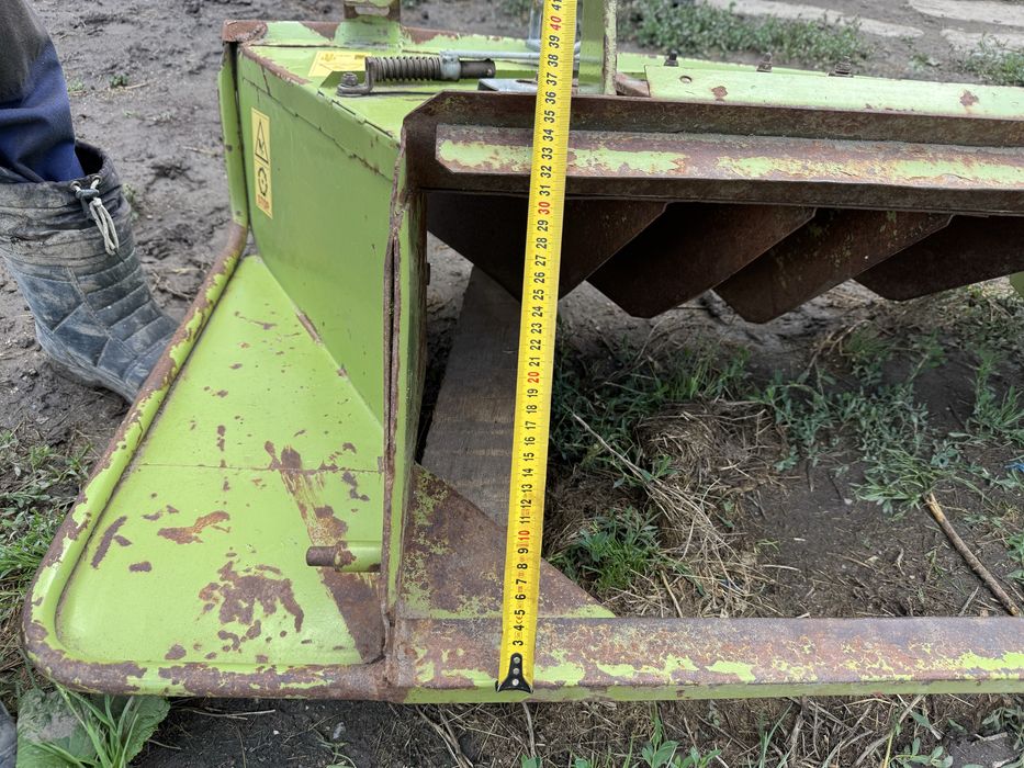 Розкидач соломи Claas