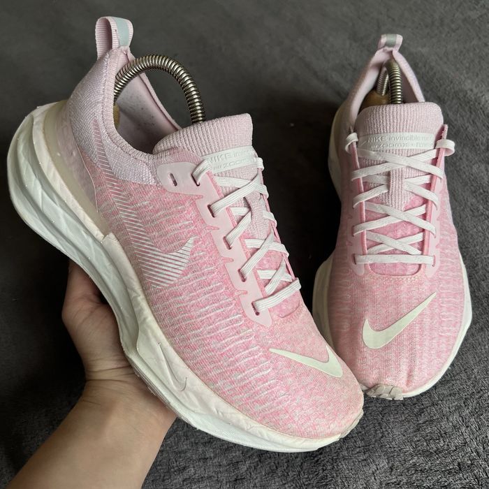 Жіночі кросівки Nike ZOOM X invisible run 03. P. 40,5. Ідеал!!!