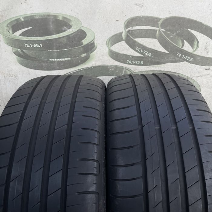 Летние шины  215 45 17 Goodyear