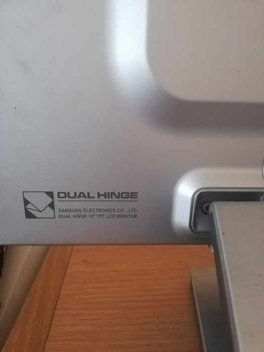 Монітор Sync Master 152