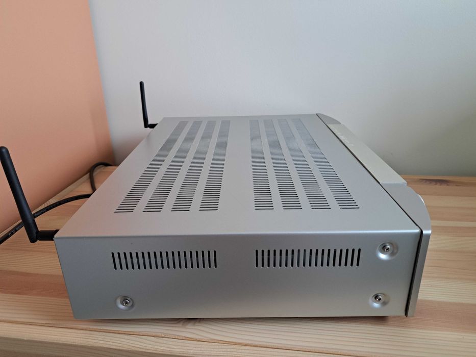 Marantz NR1200 - amplituner stereo i odtwarzacz sieciowy