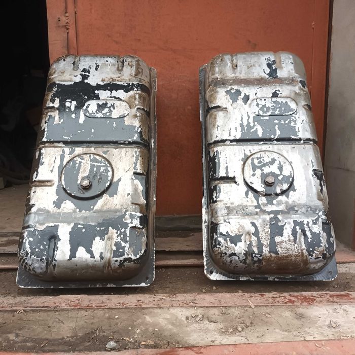 Бак топливный Газель почти новый стандартный.