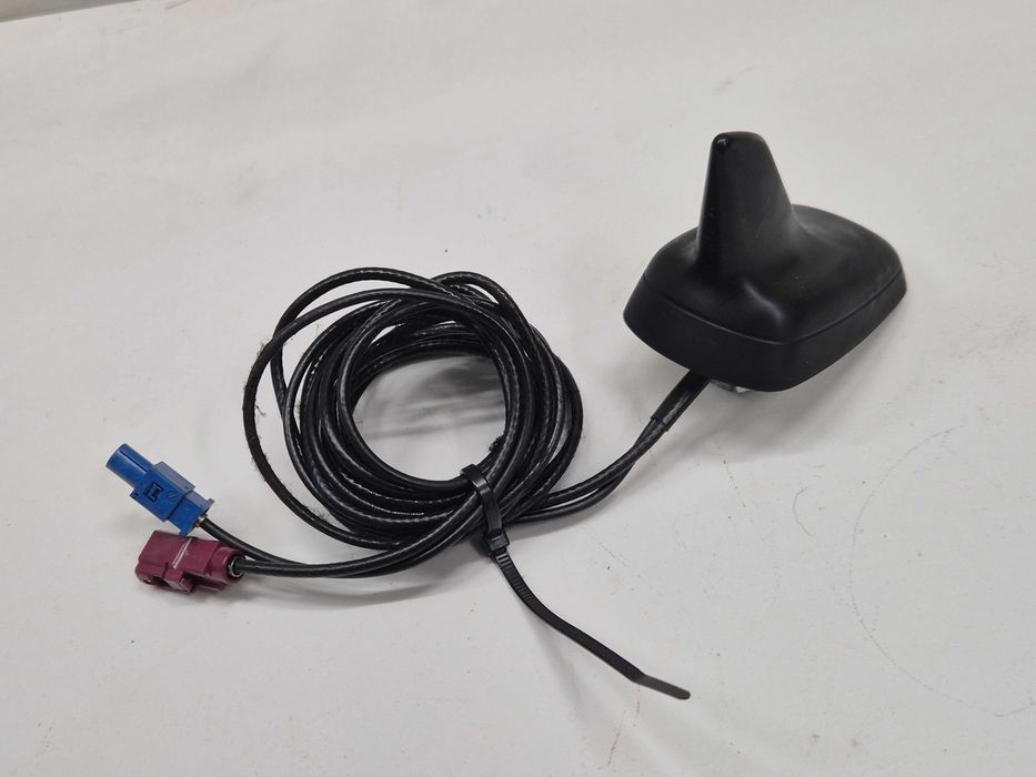 vw audi a3 8p sportback antena nawigacji navi radia rekinek fabryczna