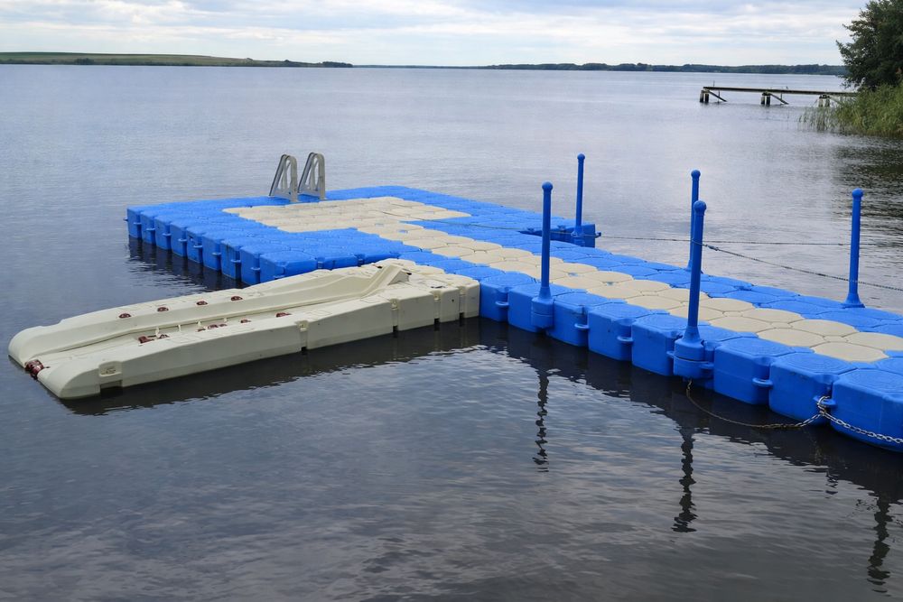 Пластикові понтони | Виготовлення та встановлення | Пірси, причали