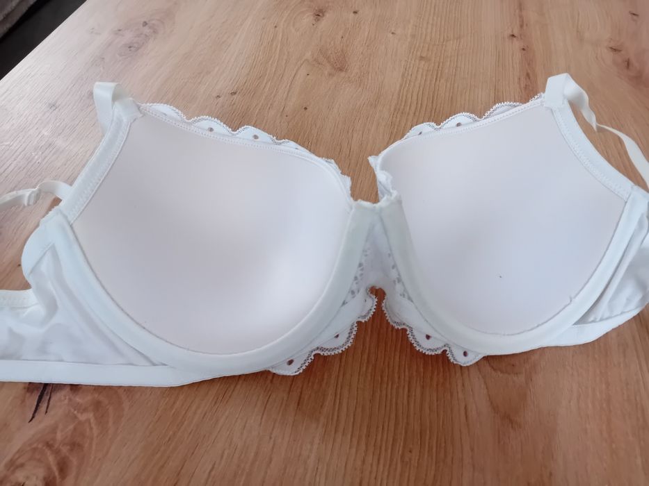 Biustonosz  80B jak nowy