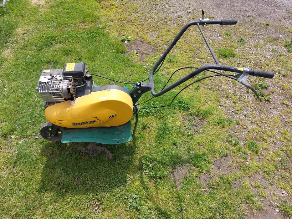 Glebogryzarka spalinowa