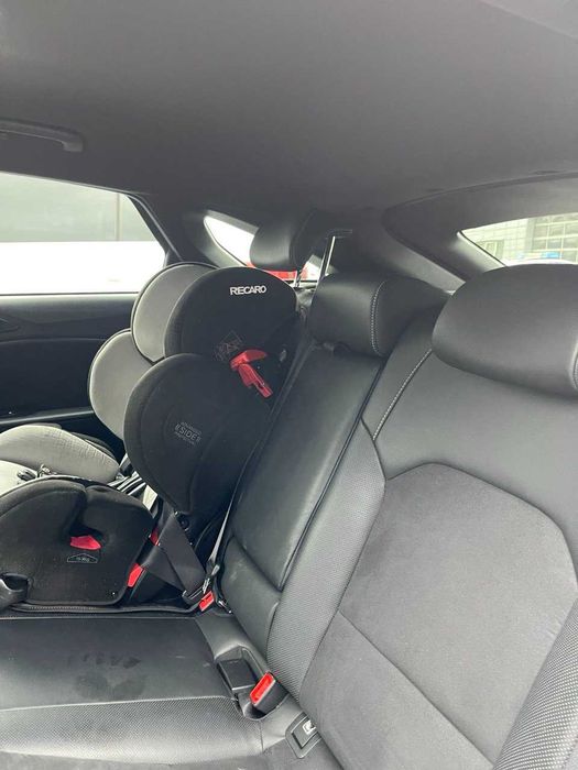 Kia ProCeed офіційне авто.