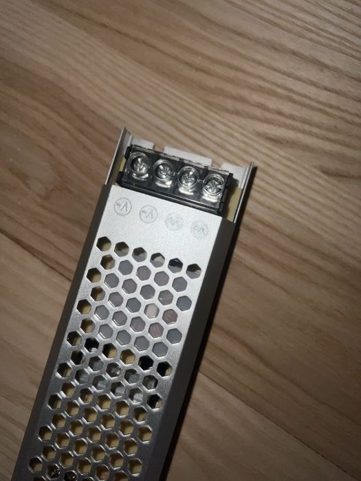 Продам блок живлення для лед стрічки