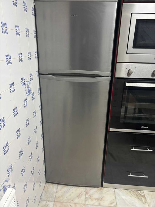 eletrodomésticos cozinha e mesa c/ cadeiras