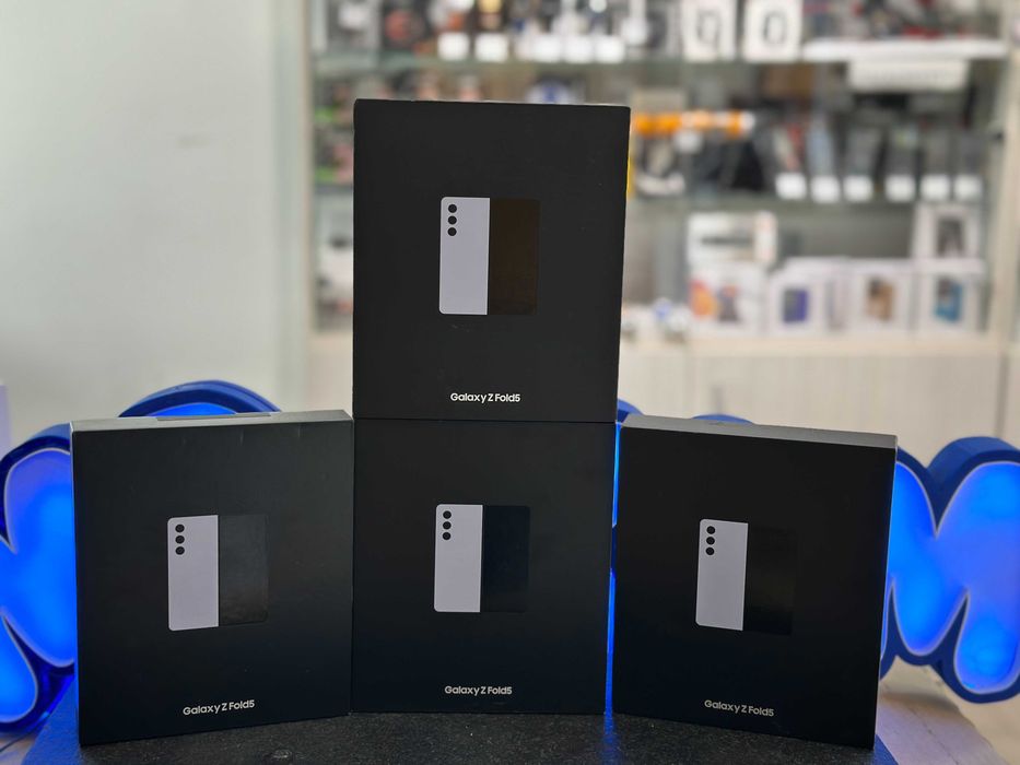Smartfon Samsung Galaxy Fold 5 12/256, błękitny / RATY