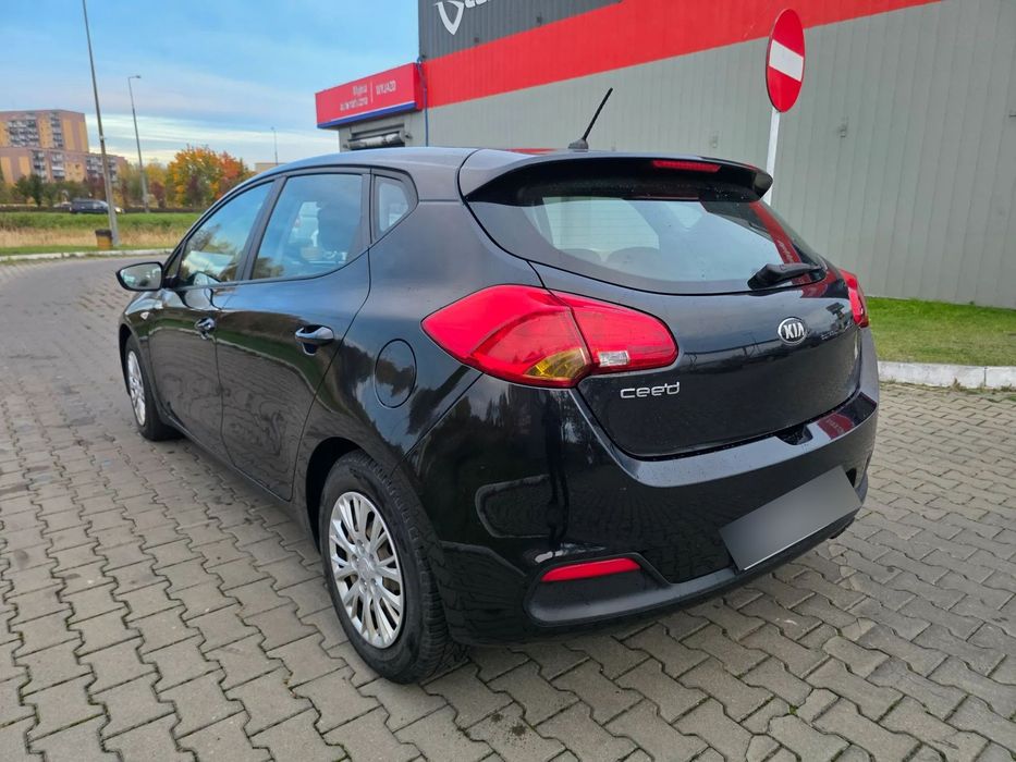 Kia Ceed KIA Ceed 1.4 2013