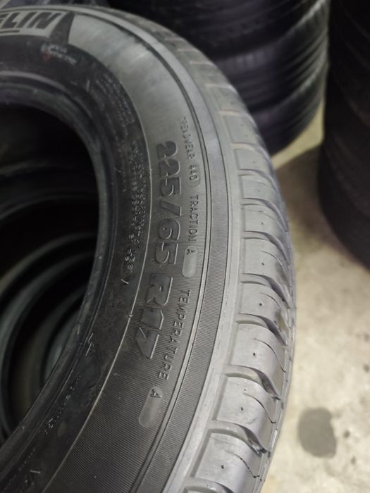 225/65/17 Michelin