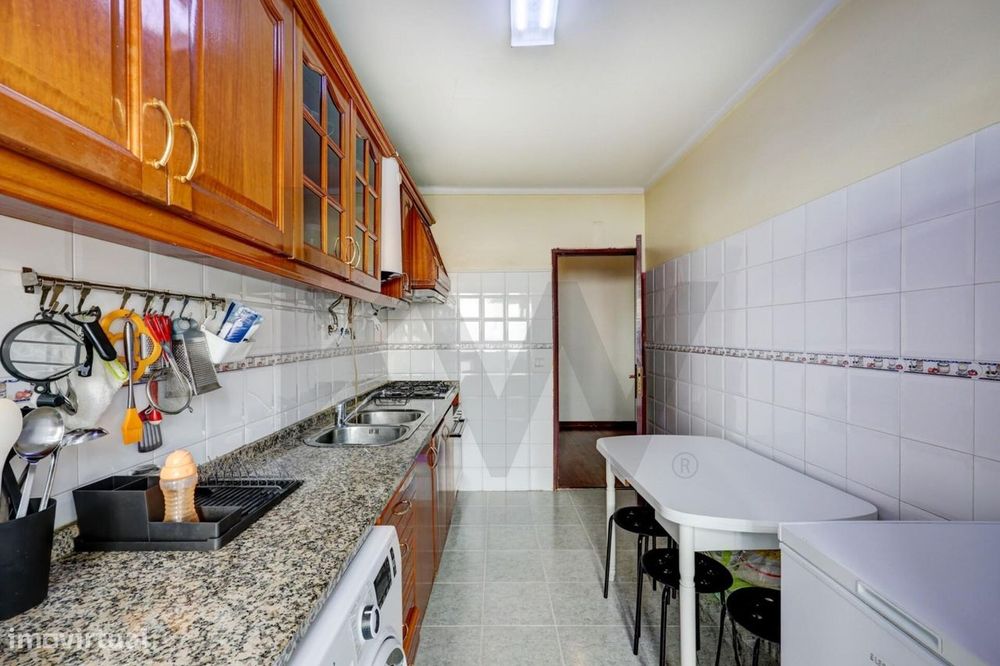 Apartamento T2 em Alverca com Ar Condicionado – Pronto a Habitar