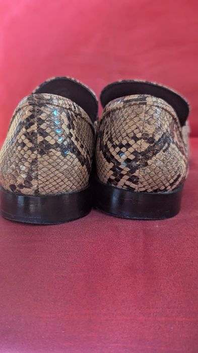 Sapatos mocassim animal print Zara