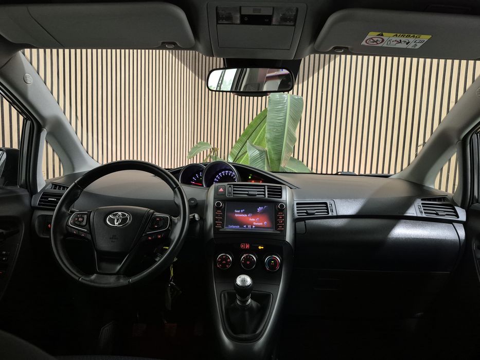 Toyota Verso 1.6 D-4D - 100.000KM - 7 LUGARES | GARANTIA | NACIONAL