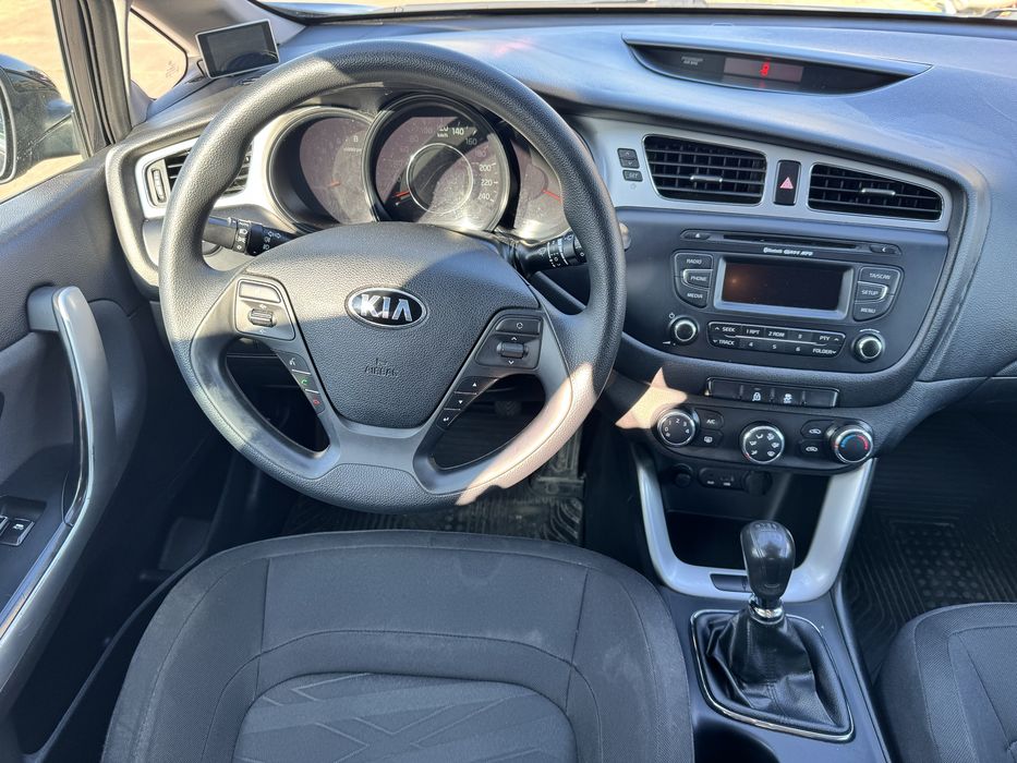 Kia Cee’d 2015r 1.4 benzyna + LPG 6 biegów ZADBANA STAN BDB