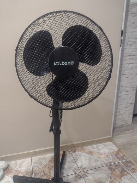 Sprzedam wentylator podłogowy