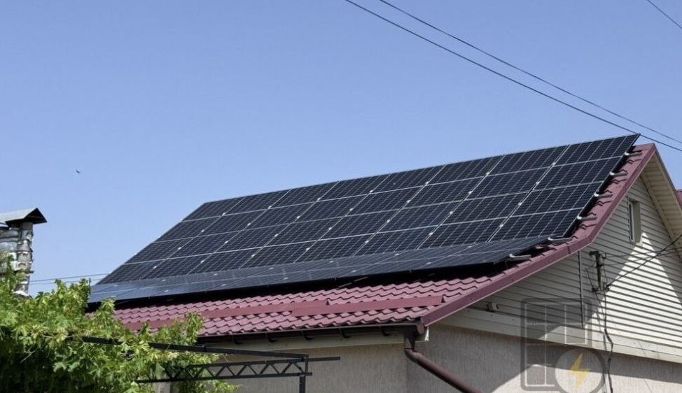 послуги з монтажу та підключення сонячних станцій