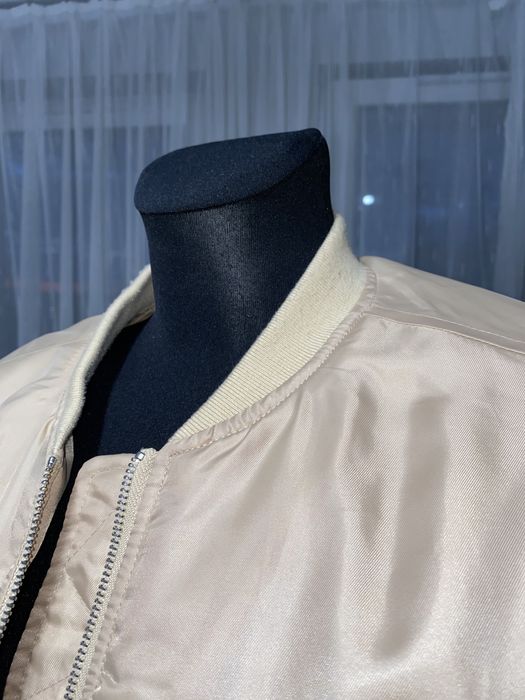 Damska ocieplana kurtka typu bomber CROPP