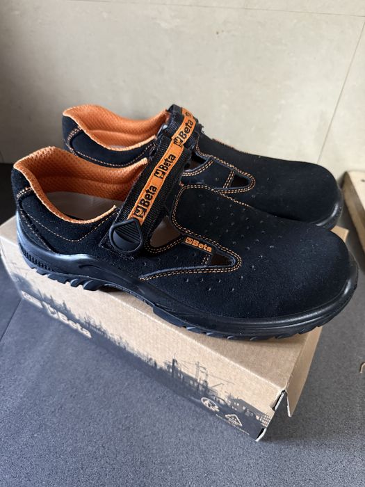 Nowe buty ochronne