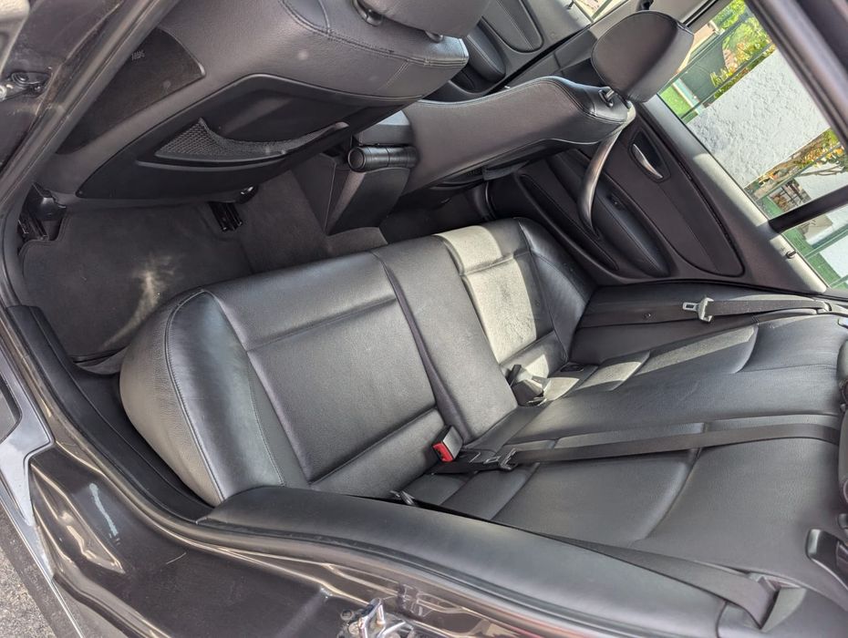 BMW 120 D impecável