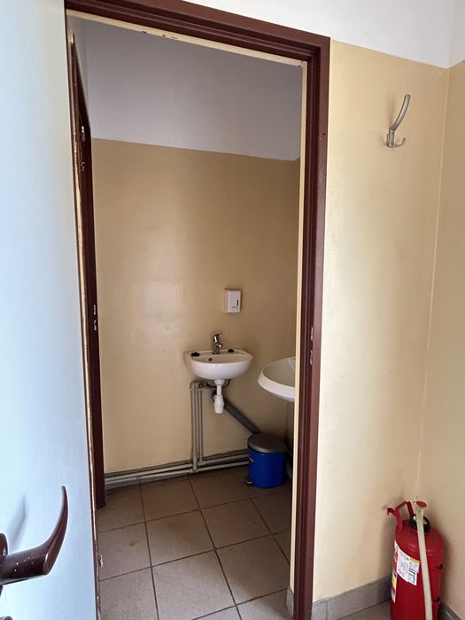 Lokal magazynowo -usługowy 43 m² – Dobra k. Stykowa, przy A1/A2