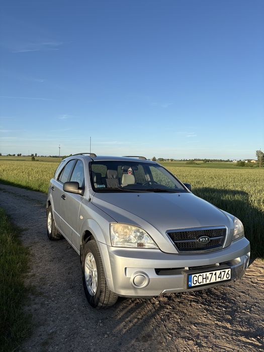 Kia sorento.