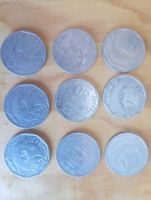 Vendo coleção de moedas de escudo