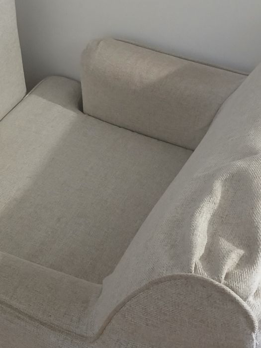 1 Poltrona em bom estado Ikea