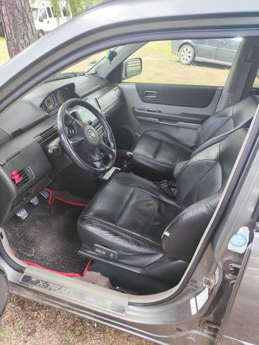Nissan X-Trail 2006 2.2 TDI 4x4 Механика 6ст КожаNissan X-Trail 2006 2.2 TDI 4x4 Механика 6ст Кожа