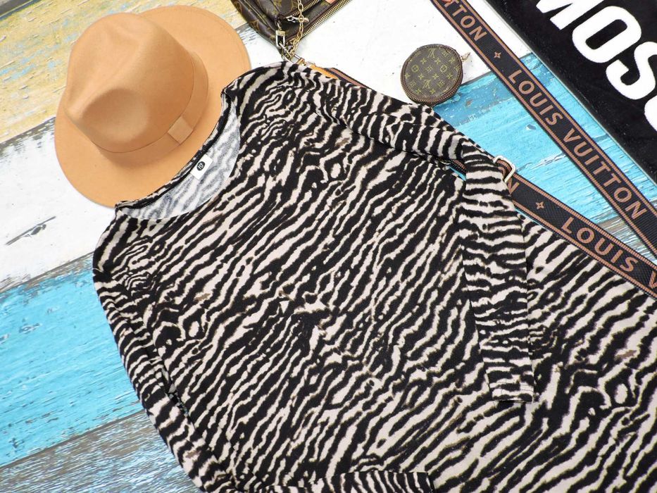 Peppercorn Sukienka dzianina zebra 40