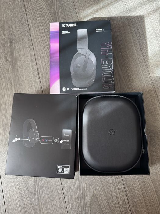 Бездротові навушники Yamaha YH-E700B Black