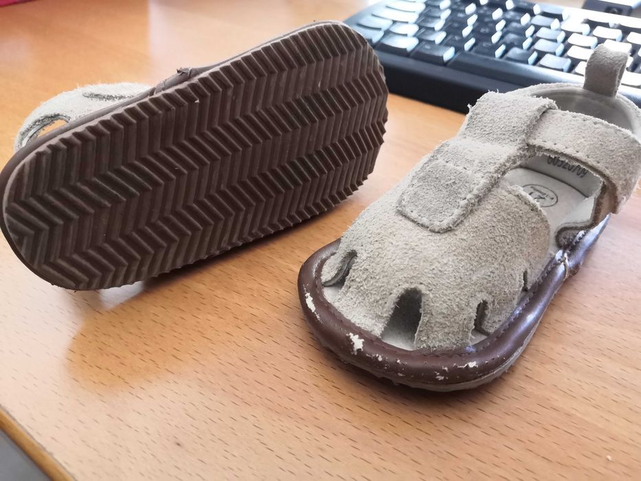 Sandálias menino 21