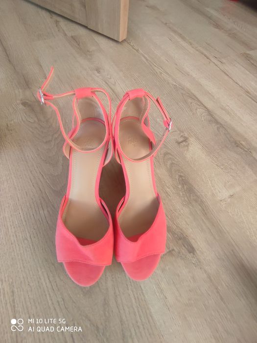 Sandałki na koturnie H &M r 36